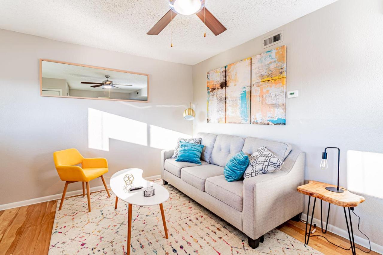 Efficiency 2Br King Bed Suites Next To Downtown Austin Exterior foto